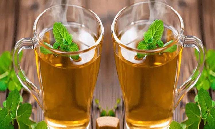 homemade ginger and basil kadhas to help you fight infections and improve lungs health