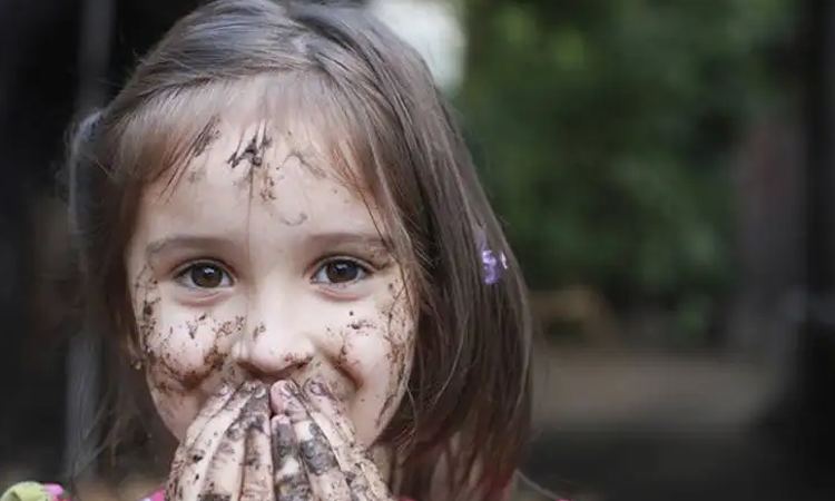 if your kid eats mud or soil then he is suffering from this disorder known as pica