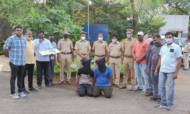pune pune police arrested two criminals from kolhapur in mcoca act
