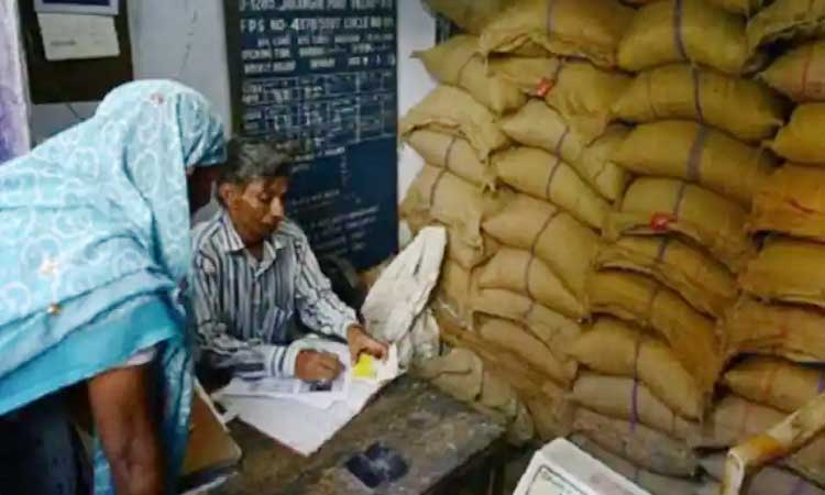 centre asks states to keep ration shops open on all days to ensure free ration to poors