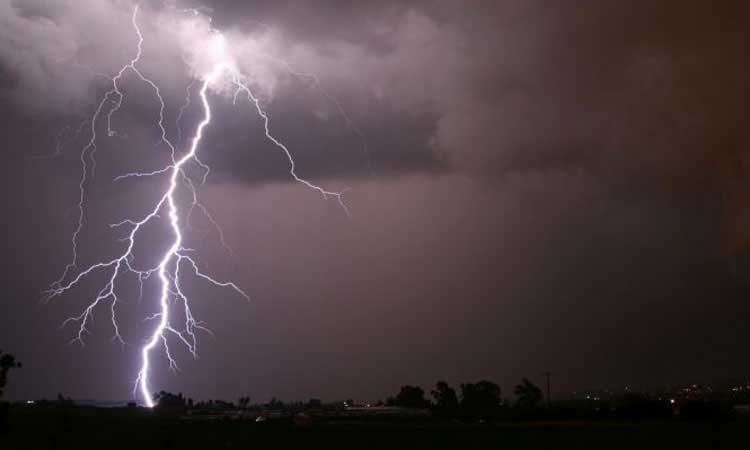 the unfortunate death of two young girls due to lightning