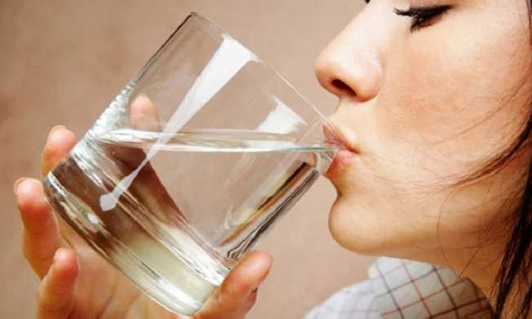 health never drink water after eat these things its may be dangerous for your health pcup