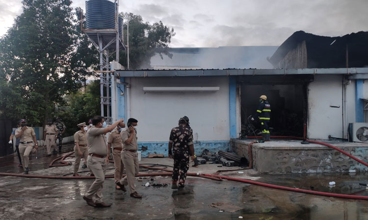 Pune Fire News Massive fire at a water purifier company at MIDC near Pune Death of 18 employees