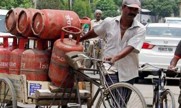 lpg cylinder becomes expensive from today know the new rates released on july 1