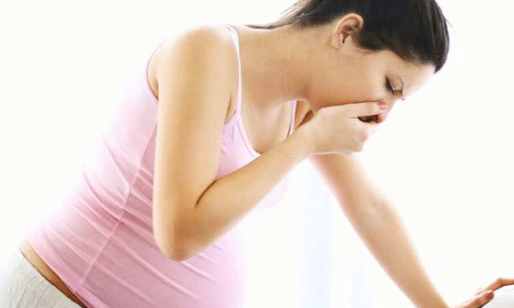 Pregnant Women Problems | know the reason and home remedies during blood vomit occur in pregnancy