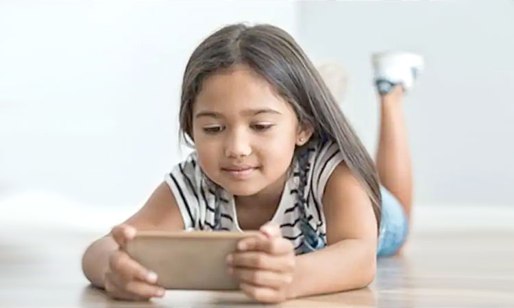 Smartphone | if your children also watch more mobile then use these tips