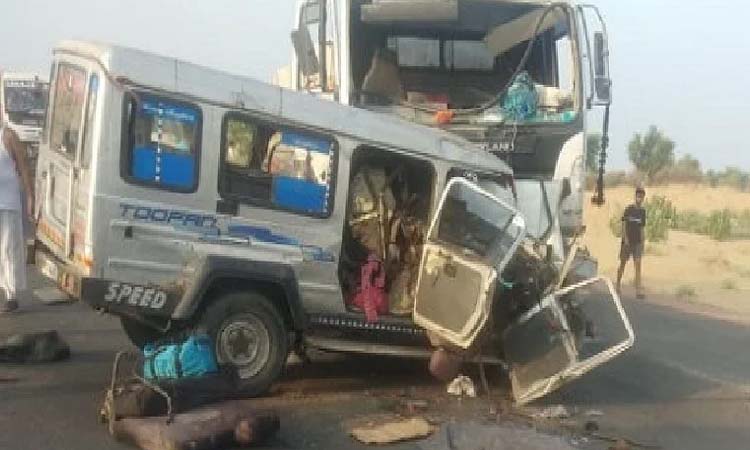 Accident News | bikaner rajasthan road accident 11 pilgrims died after cruiser hits trailer on national highway