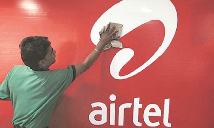 money | airtel give 4 lakh rupees benefits with 2 recharge plan and many schemes