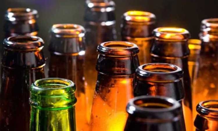 Pune Crime | Liquor bottles looted by mobs on Dry Day