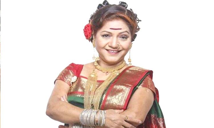 Surekha Punekar | political news lavani artist surekha punekar will join ncp today