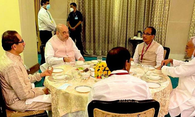Uddhav Thackeray | Sanjay Raut's statement in pune and Uddhav Thackeray's lunch with Amit Shah in delhi, sparks discussions in political circles