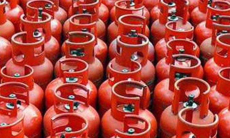 LPG Cylinder Subsidy | lpg consumers ready to pay rs 1000 per cylinder govt no clarity on subsidy