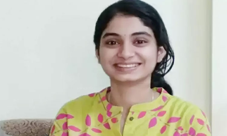 UPSC Result | upsc 36th ranker and topper from maharashtra mrunali joshi shares the secret of her success