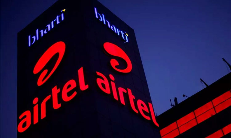 Airtel | airtel customers earn 4 lakh rupees benefits with 2 recharge plan and many schemes