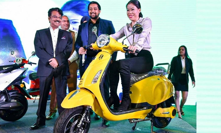 Darwin Electric Scooter | darwin three electric scooters launched in the budget will give a range of up to 120 km on a single charge marathi news policenama