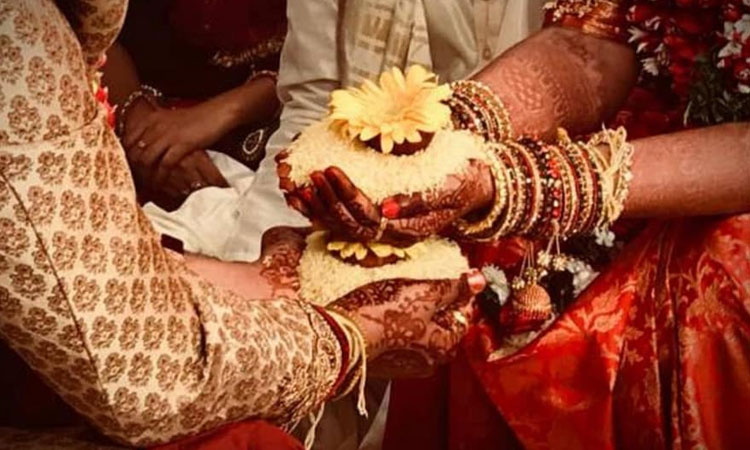 Wedding Cost Cutting | wedding cost cutting 7 best tips to reduce marriage expense in india marathi news policenama