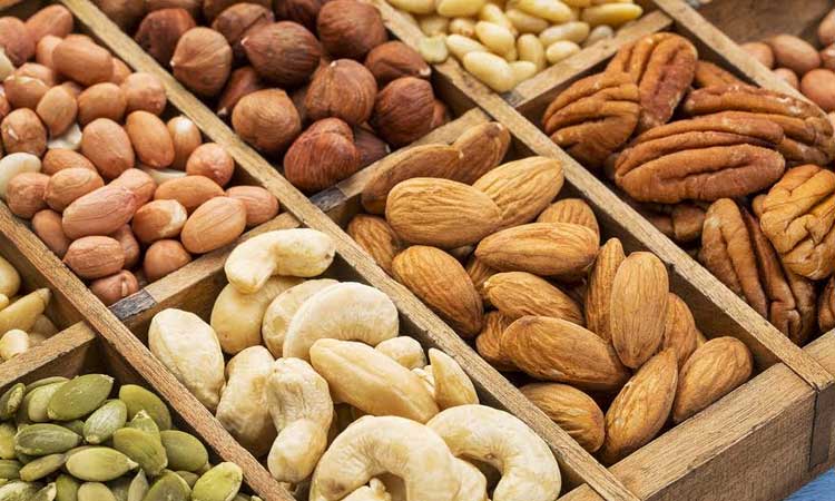 Dry Fruits Side Effects In Winter | dont eat too many dried fruits as they can cause many health problems