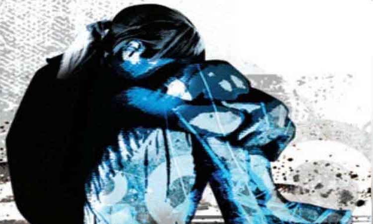 pune crime | 52 year old teacher raped minor girl in wanwadi area of pune