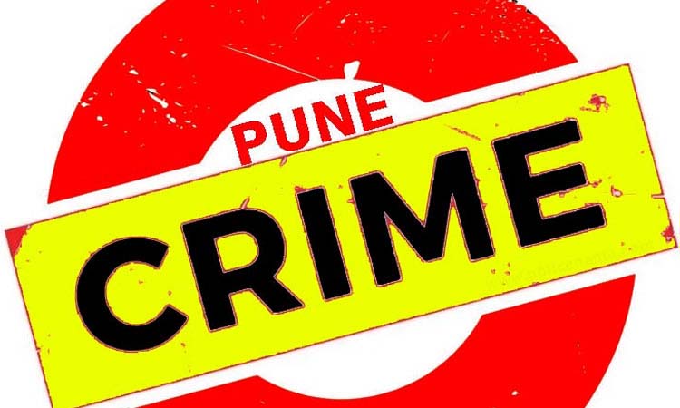 Pune Crime | On Pune-Solapur highway raod, passengers threatened the cab driver and stole the vehicle; Frightened with a knife, the driver was robbed