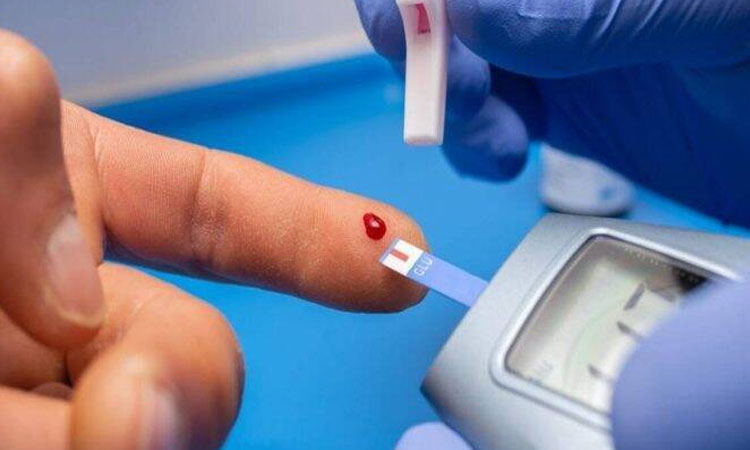 Blood Sugar Control | know the hypoglycemia cause and symptoms and how to cure it know the best tips to maintain sugar level