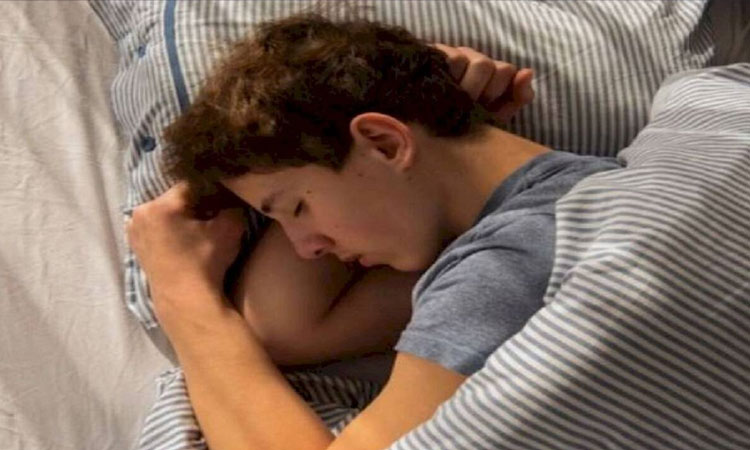 Diabetes | the habit of sleeping late in the morning can make teenagers diabetes patients