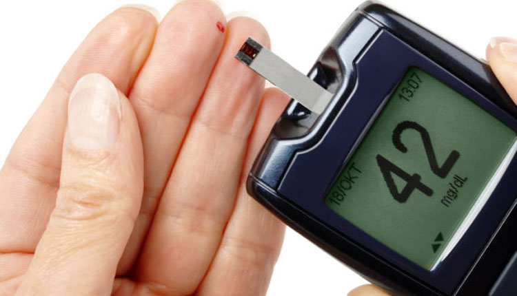 Low Blood Sugar | low blood sugar dangerous for the body know the symptoms causes and treatment from experts