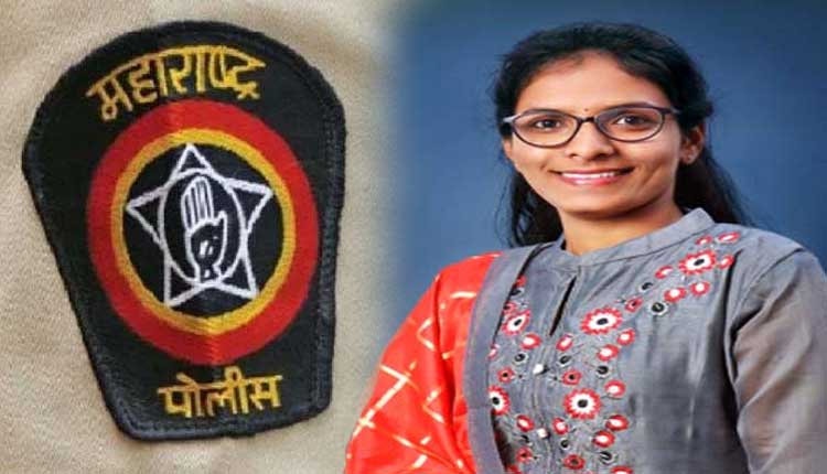 PSI | Daughter of Farmer Becomes Police Sub Inspector Solapur District Karmala Taluka Kugaon News