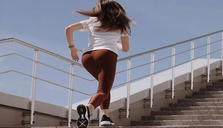 Stairs Workout | stairs workout you can easily reduce your weight with the help of these 4 workouts at home
