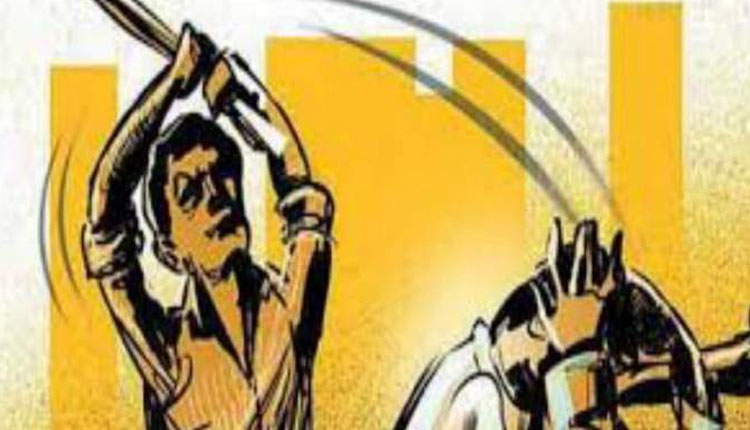 Pune Crime The fellow puts a stone in the young mans head as he talks to the young woman A case has been registered against the four at Wanwadi police station