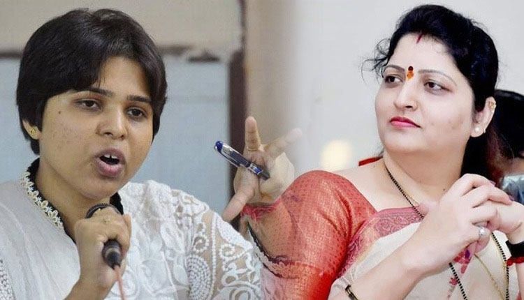 Trupti Desai on Rupali Chakankar change the name of the state womens commission to nationalist womens commission trupti desai targets chakankars