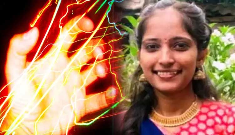 Satara Crime | girl died in satara due to shock while charging battery of electric bike