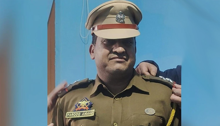 Jammu And Kashmir Police | dead body of police sub inspector of jammu kashmir police found in paddy fields believed killed by terrorists