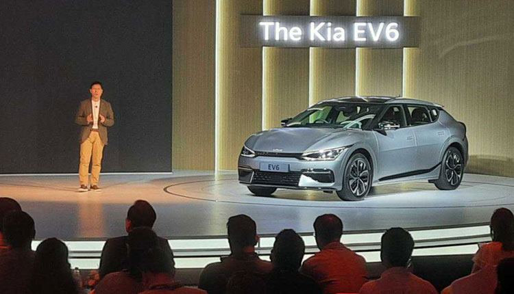 Kia EV6 Launch | kia ev6 launch first electric car of company latest news know price range mileage details