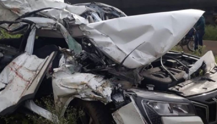 Pune-Bangalore Highway Accident | pune bangalore national highway accident three killed