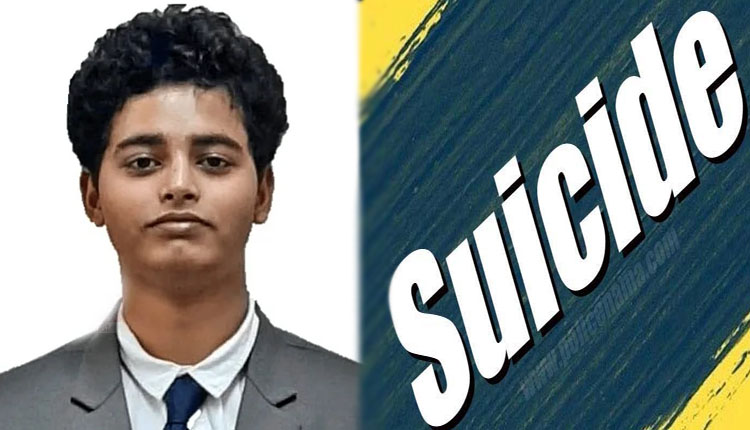Pune Pimpri Crime educated man from pune committed suicide due to the fear of not getting a job