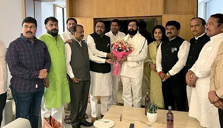 MP Rahul Shewale | cm eknath shinde press conference separate group of shivsena in the parliament sent a letter to the loksabha speaker om birla rahul shewale group leader and bhavana gawli chief whip