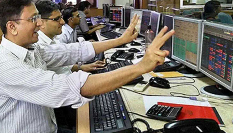 Stock Market | mcap of nine of top 10 firms jumps last week ril and tcs lead gainers