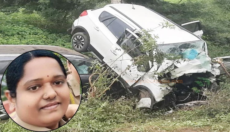 Beed Accident | teerible car accident lady police and 9 year old kid died beed accident news