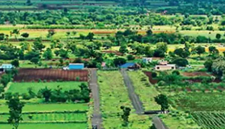 Pune-Purandar Airport The work of Purandar Airport project has been stopped since 2 years