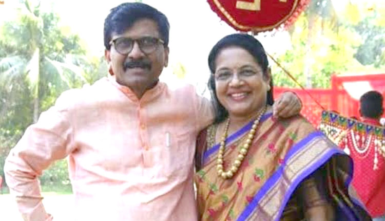 Patra Chawl Scam | ed sent summons to sanjay rauts wife varsha raut
