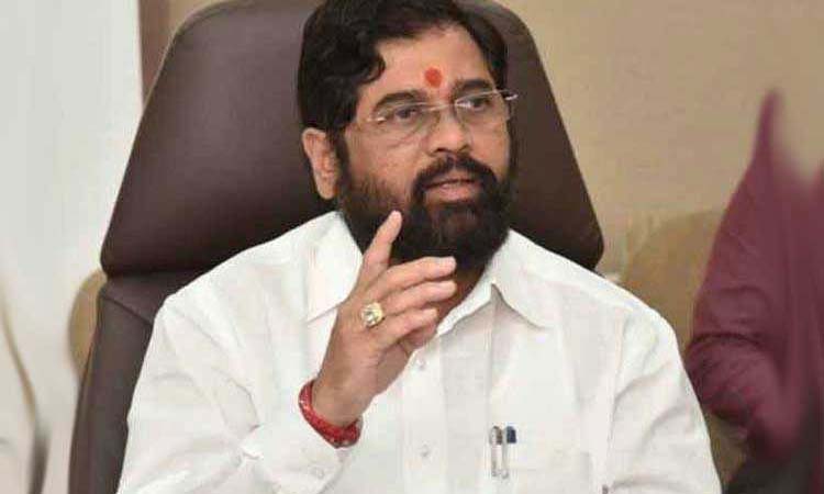 CM Eknath Shinde Vs Shivsena | police taken action on the navratri group that put up banners against the shinde group in dharavi mumbai