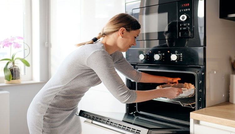 Cooking Tips | things that should never heat in a microwave oven