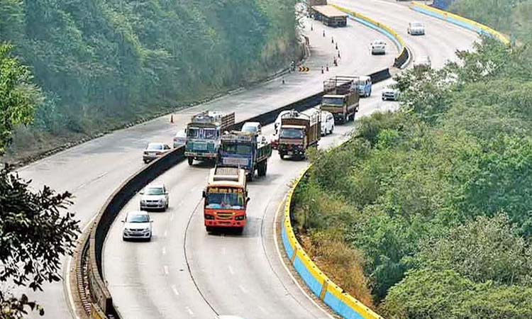 Pune-Mumbai Expressway | Block on Thursday to install Gantry on Yashwantrao Chavan Expressway