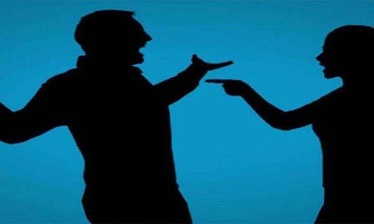 Pune Crime | Divorced wife stabs husband; Incident in Pisoli, he was keeping an eye on her even after divorce