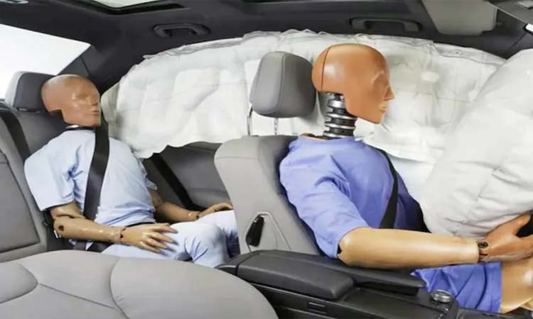 Seat Belt - Airbags | 7 out of 10 indians never wear seat belt when travelling in the rear seat how seat belt and airbags work during accident