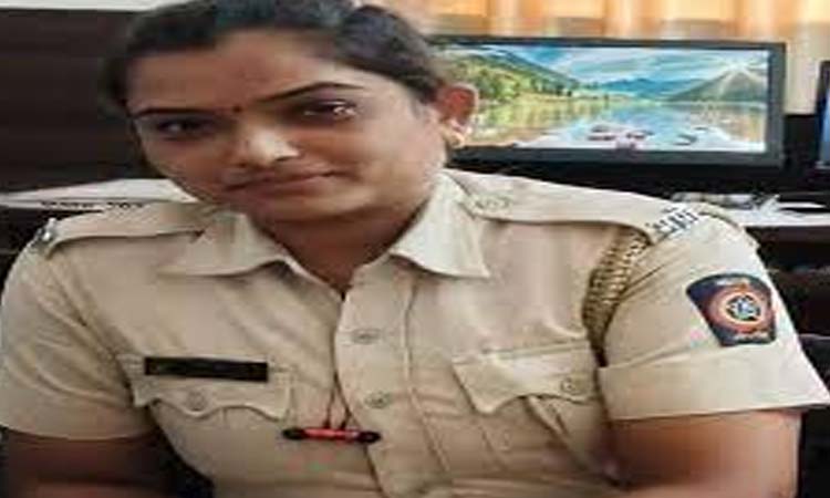 Pune Rural Police | lady police officer who delivers baby ten days ago dies of dengue in baramati pune rural police dept
