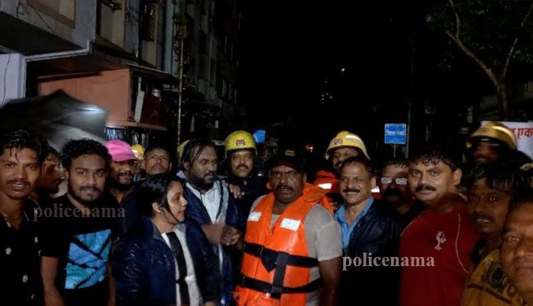 Pune Rain | Firefighters rescued 12 people trapped in the rain
