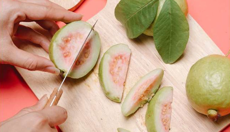 Winter Diet | know how guava helps promote healthy skin in winters