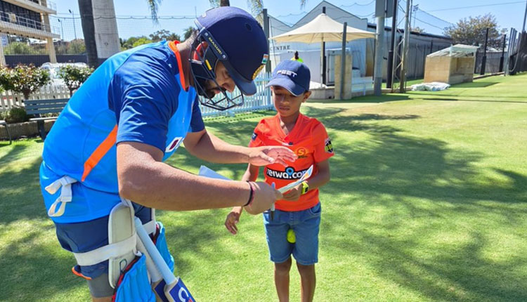 Rohit Sharma | rohit sharma impress with 11 year old bowler call him on the nets t20 world cup 2022