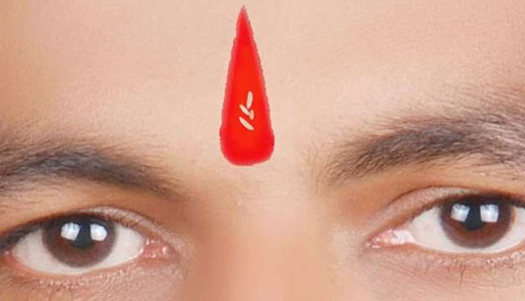 Apply Tilak According To The Day | apply tilak on the forehead according to the day you will get many benefits